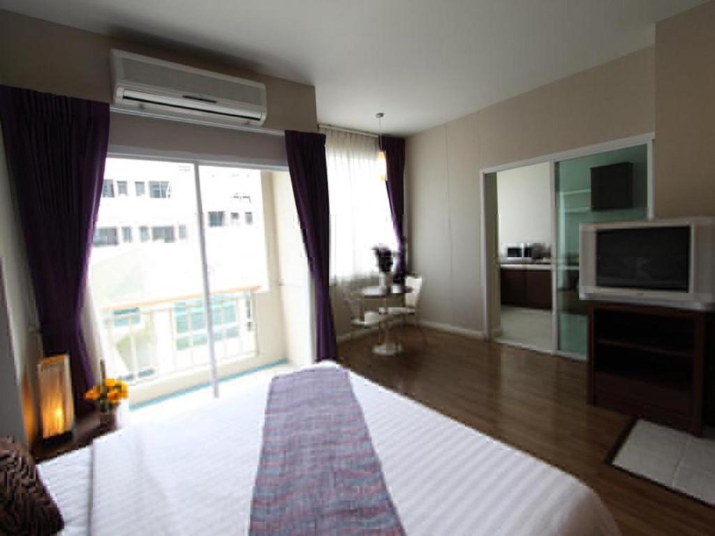 Baiyoke Ciao Hotel Čiang Mai Pokoj fotografie